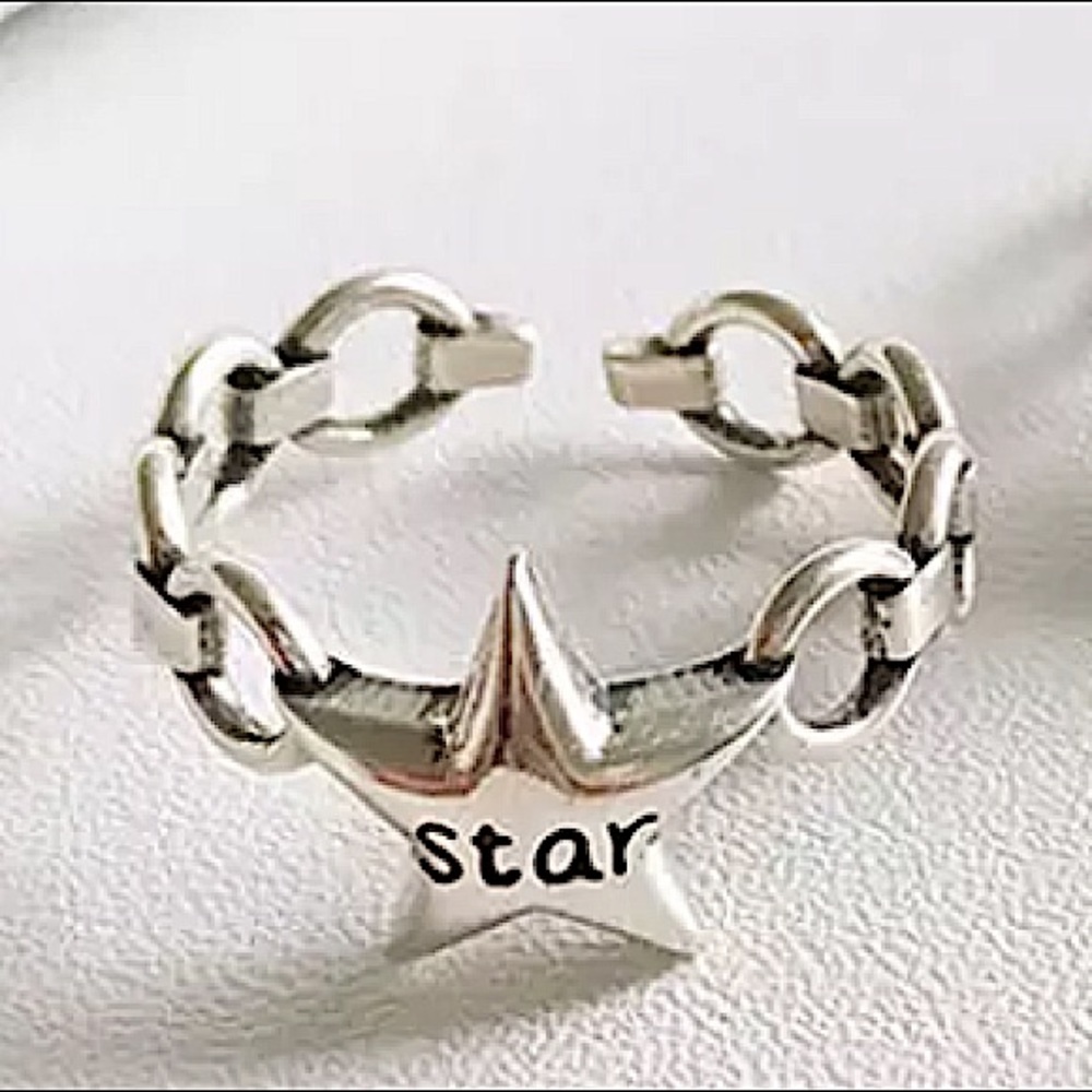 STERLING SILVER STAR RING